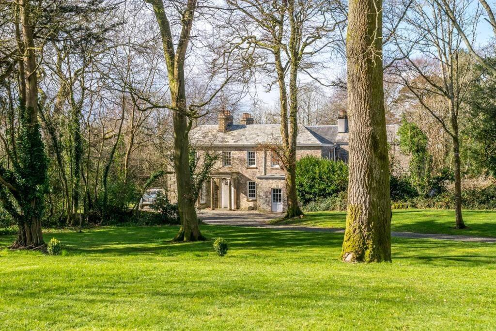 보드민 The Manor House At Boconnion 빌라 외부 사진